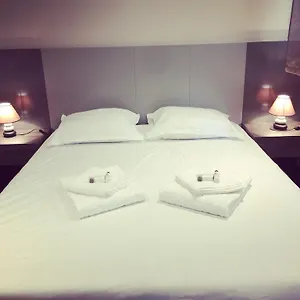 Serafina Apartements Niza